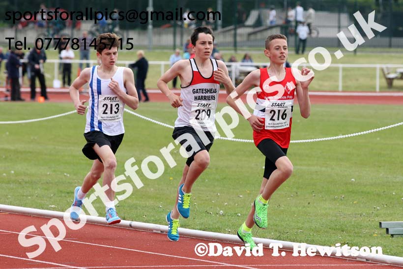 Boys under-15s 1500 metres, North Eastern Track and Fields Champs., Middlesbrough. Photo: David T. Hewitson/Sports for All Pics